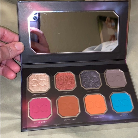 Dominique cosmetics celestial thunder eye shadow - Picture 2 of 2